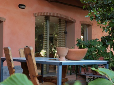 portico e giardino b&b besate magnolia parco del ticino